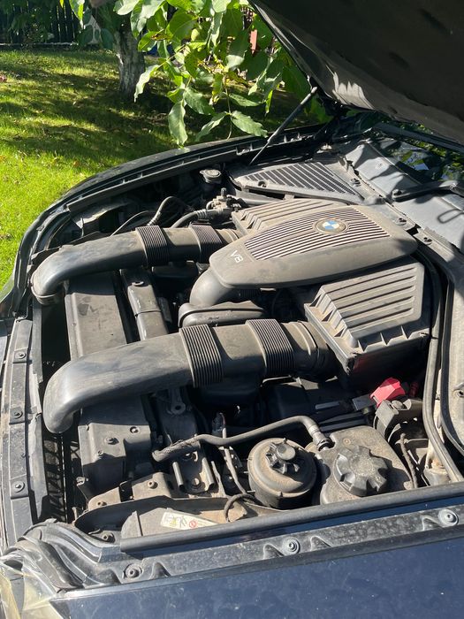 Sprzedam Bmw x5 e70 4.8 benzyna/gaz