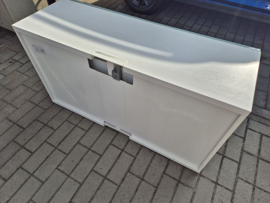 Komoda Ikea Besta