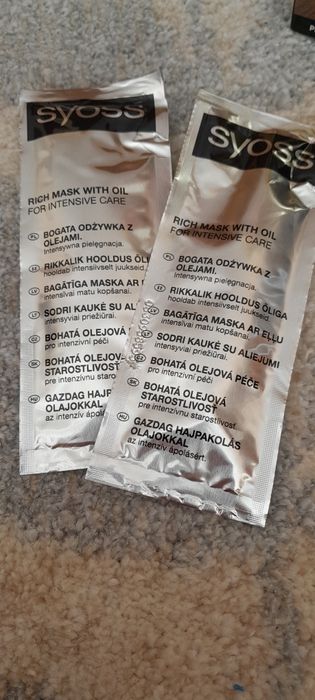 Farba do włosów SYOSS.