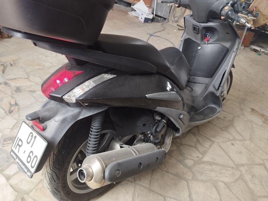 Scooter 500 Peugeot Piaggio