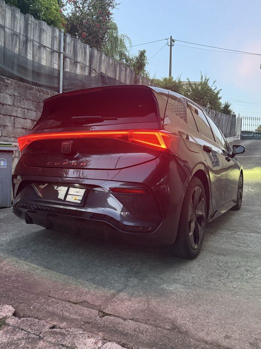 CUPRA Born Adrenaline One 62kWh 204 cv | IVA DEDUTÍVEL |