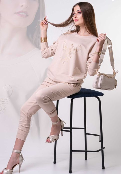 Dres damski NOWY rozm S-M 36-38 beżowy z bawełny z cekinami FENIKS