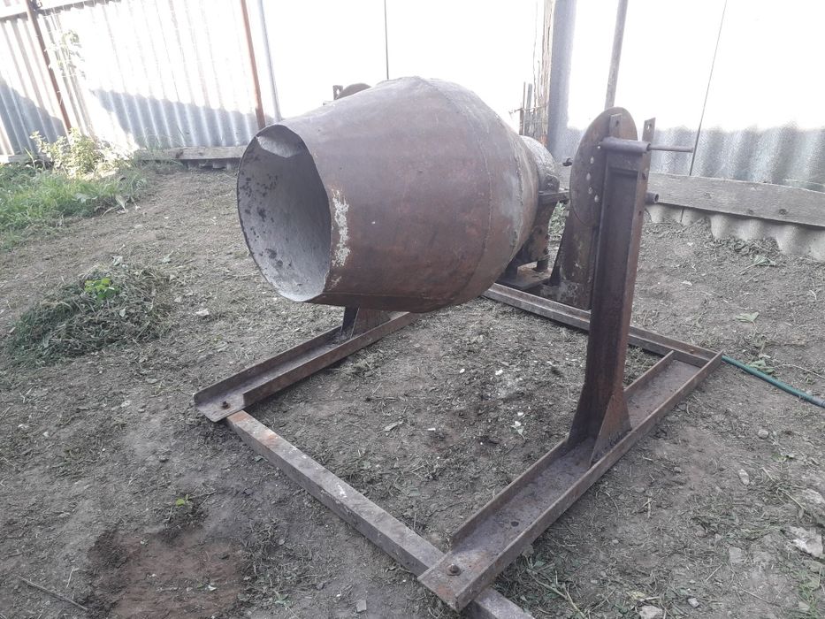 Продам редукторную бетономешалку