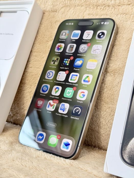 Apple iPhone 15 Pro Max 1TB Natural Titanium stan idealny