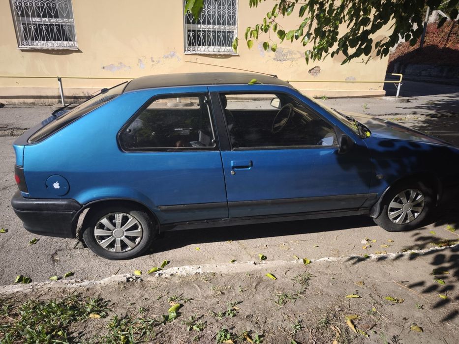 Продам машину рено 19