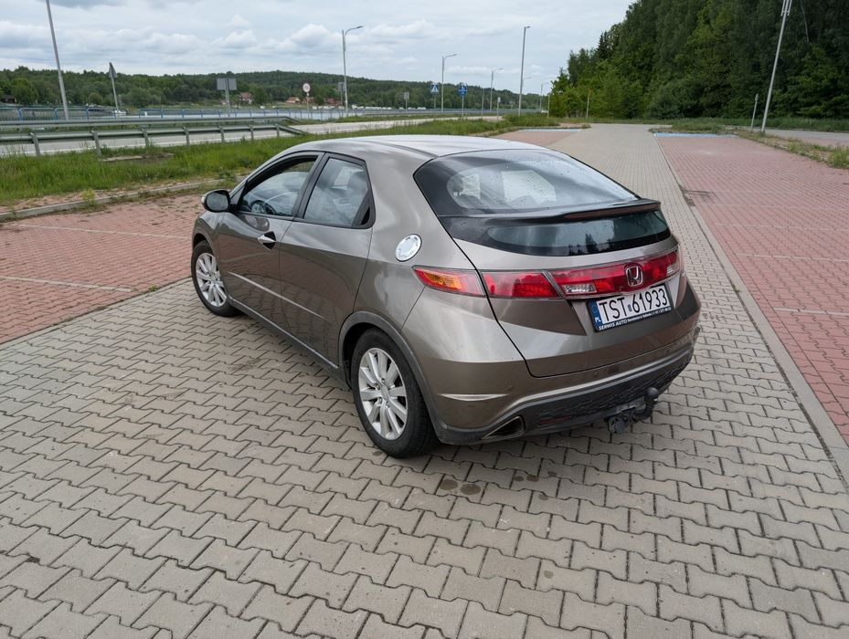Honda Civic VIII ufo 1.8 benzyna