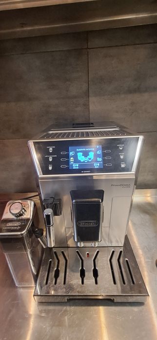 Кофемашина delonghi PrimaDonna class ECAM 550.75.MS