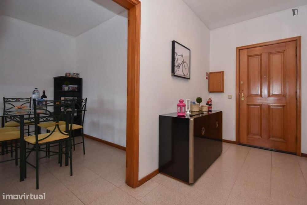 Apartamento com 1 quartos - localizado em Mafamude Porto