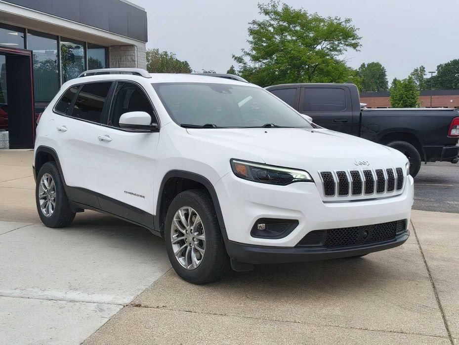 Jeep Cherokee Latitude Plus      2020