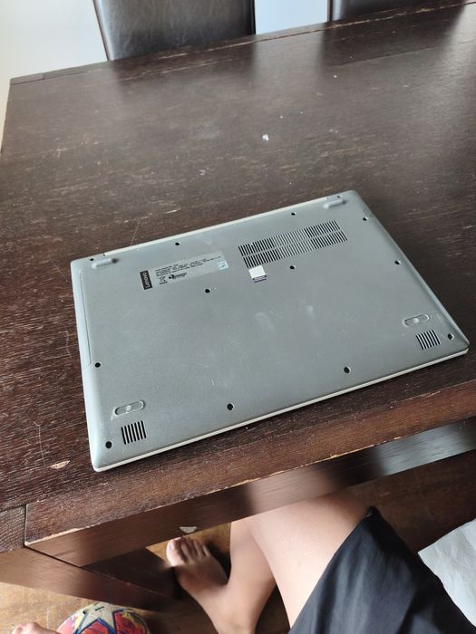 Notebook Lenovo 1TB 4gb RAM