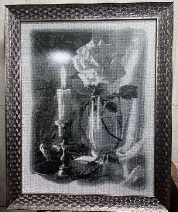 Картина бісером «Троянда і свічка»