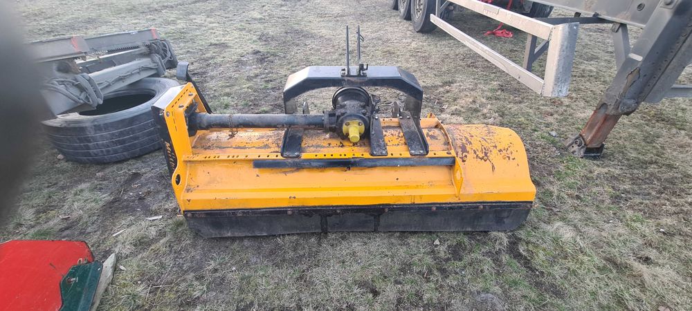 Kosiarka bijakowa Muthing 200 przód/tył