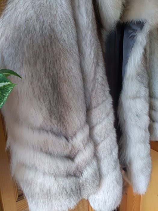Futro z lisa srebrnego białego XXL  z czapką NIE WYSYŁAM