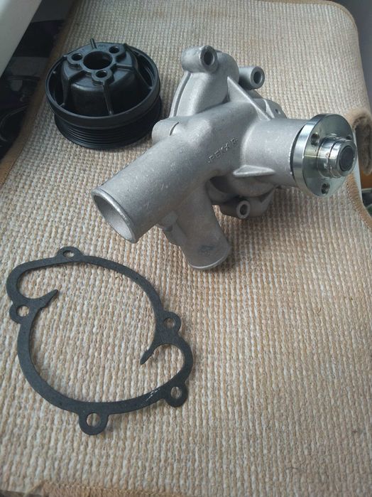 Насос водяний Газель