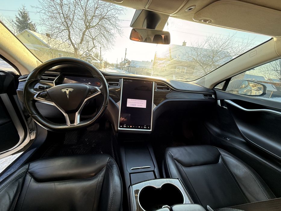 Tesla model S 2016 !Перший власник в Україні!