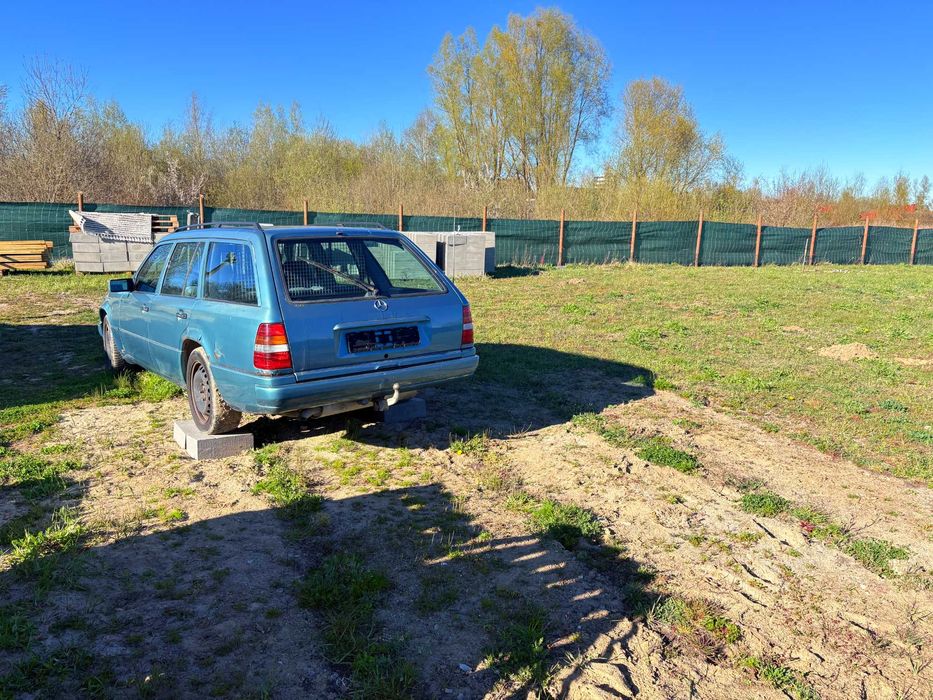 Mercedes Benz W124 E320