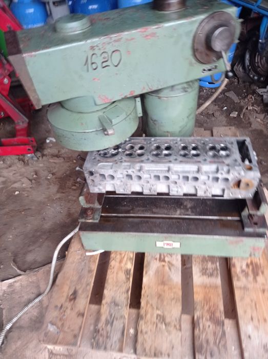 Станок плоскошлифовальный дл шлифовки головок блока плоскошліфувальний