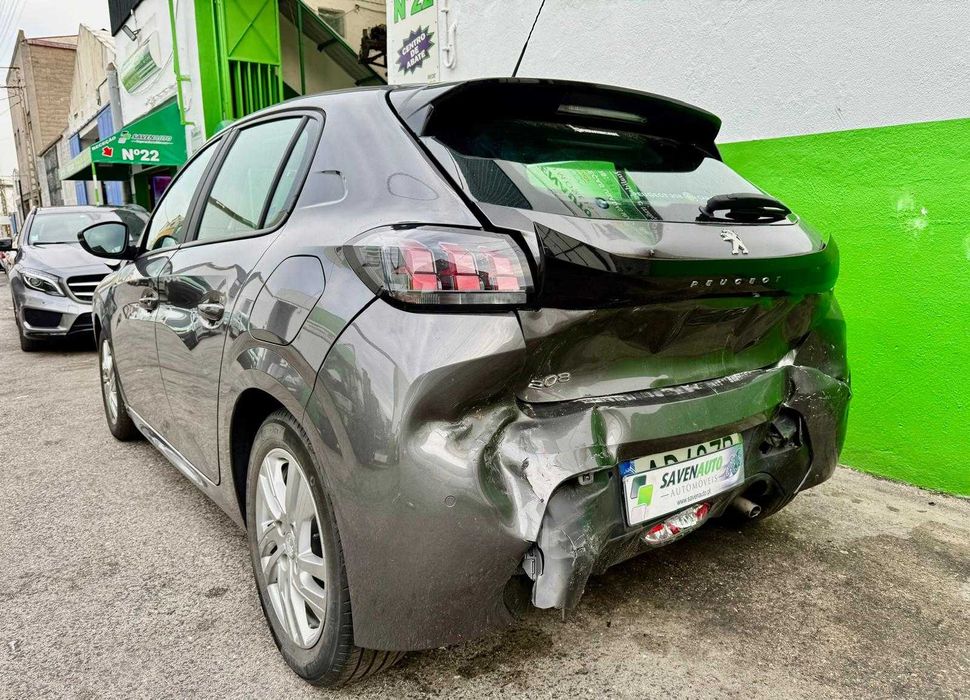 PEUGEOT 208 II 1.2 PureTech