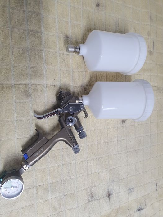 Kubek do pistoletu lakierniczego SATA