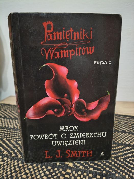 Pamiętniki wampirów Mrok powrót o zmierzchu uwięzieni - L.J. Smith