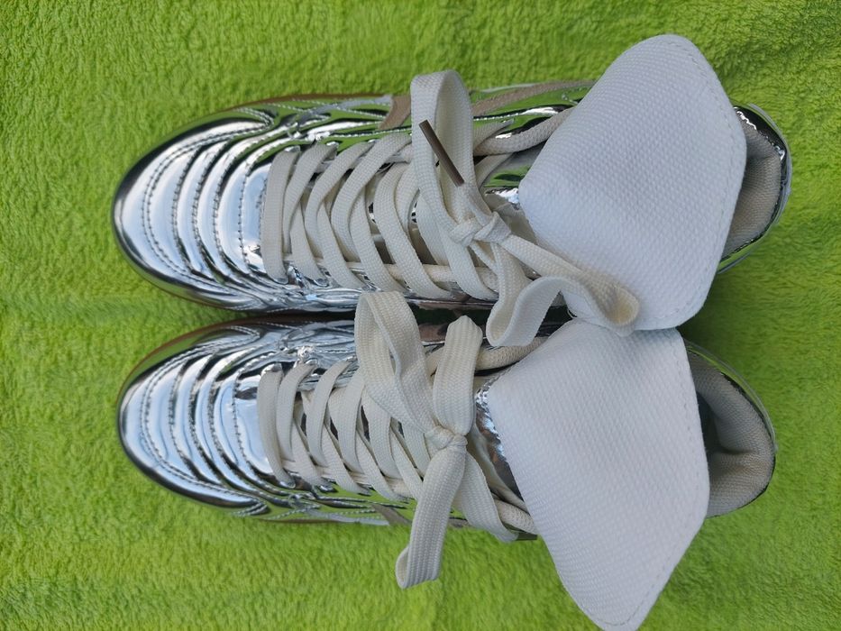 Sneakersy damskie z błyskiem