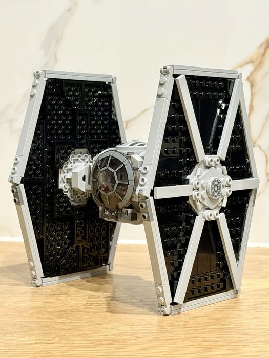 Lego Star Wars 75300 Imperialny Myśliwiec TIE