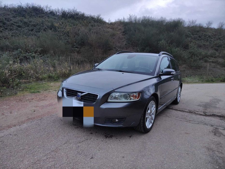 Volvo v 50 Momentum