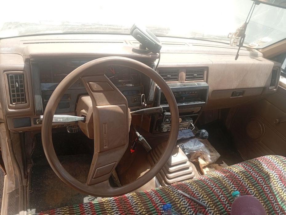 Nissan TD 25 pra venda