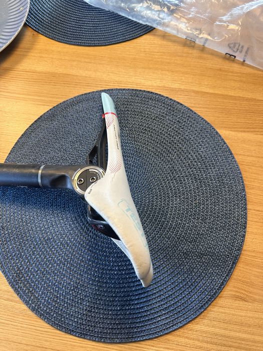Siodelko nowe Selle Italia SLR Prety CARBON MONOLINK TEST
