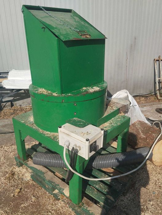 Brykieciarka ślimakowa, rozdrabniacz, brykiet, słoma, siano, trociny