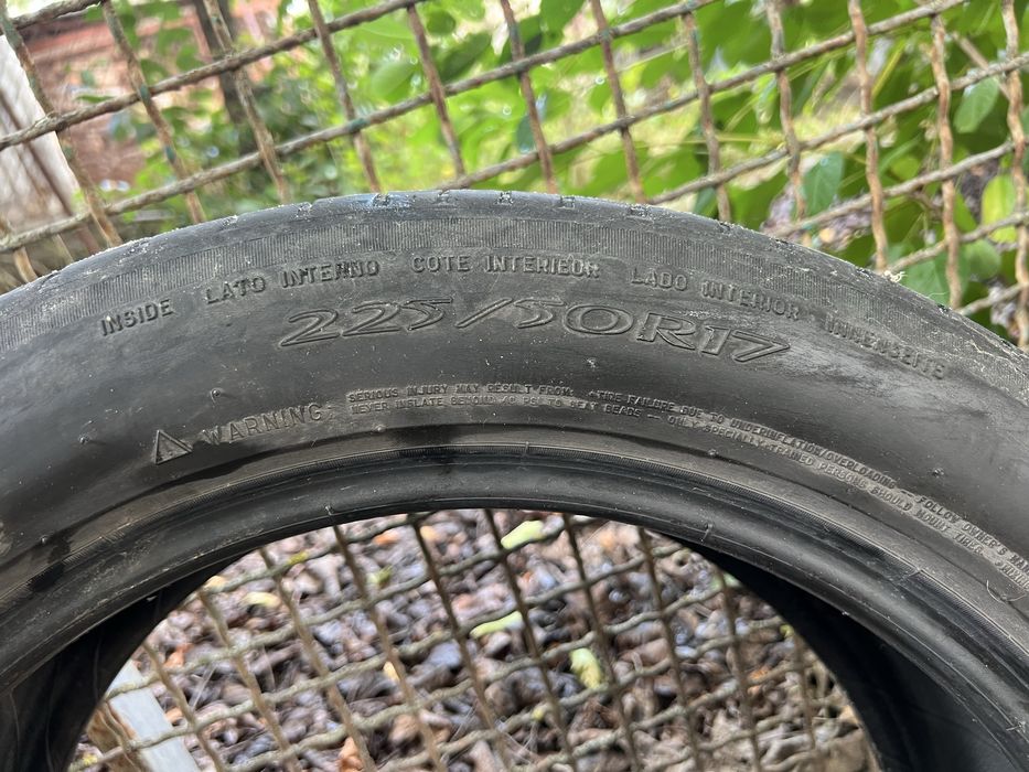 Продам літню гуму Michelin  225/50 R17
