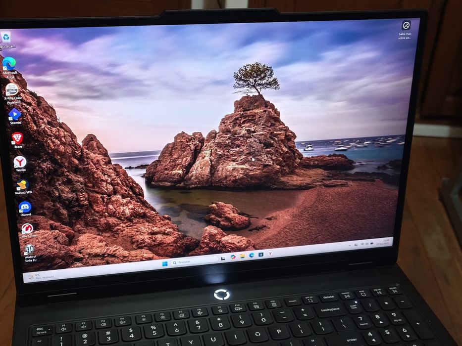 Lenovo Legion 5 pro ( "16"2025 rtx 5070)