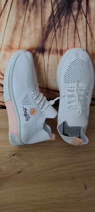 Buty adidasy wsuwane