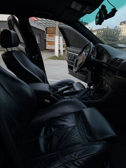 BMW E39 5 SERIES 2001