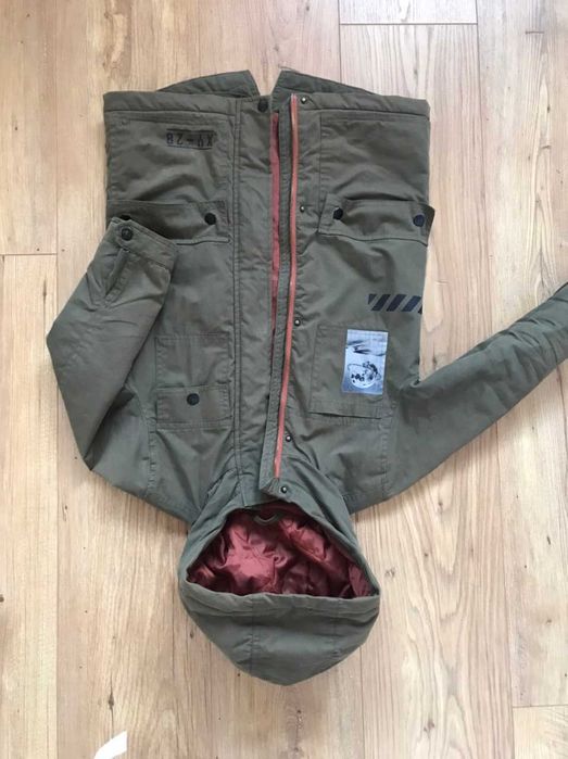 Reserved parka chłopięca r. 122