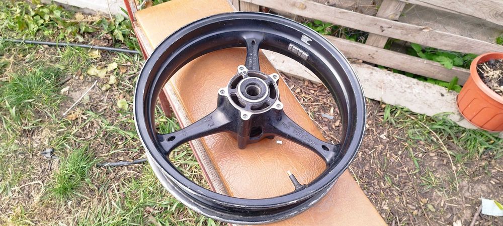 Колесо переднє Suzuki GSX-R 600/750 K6 K7 чи 1000 K5 K6 диск передний