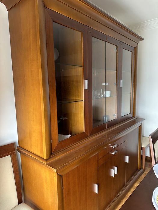 Móvel / Ceiataleira / Vitrines Cerejeira (madeira maciça)