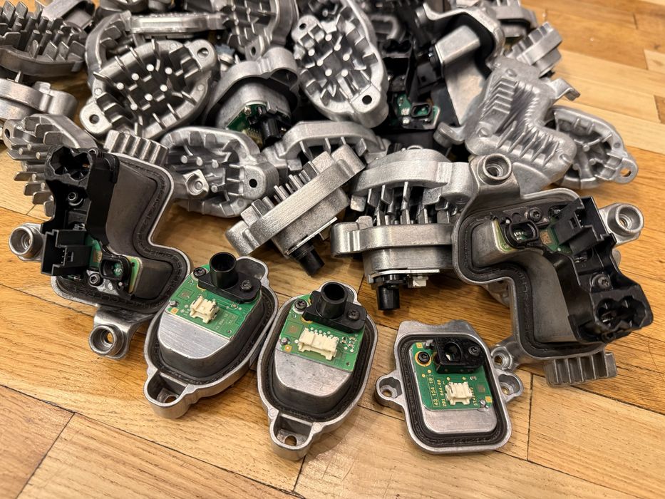 LED модулі фар BMW F30 Йожик БМВ Ф30 3/6 Pin 202484-00 199660-00