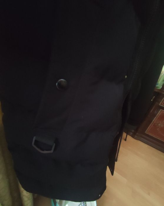 Продам чоловічу зимову куртку 52 розміру