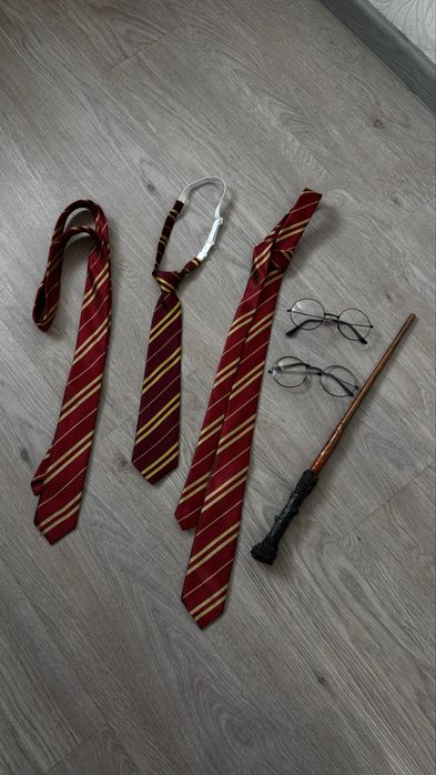 Продам галстуки Гаррі Поттер