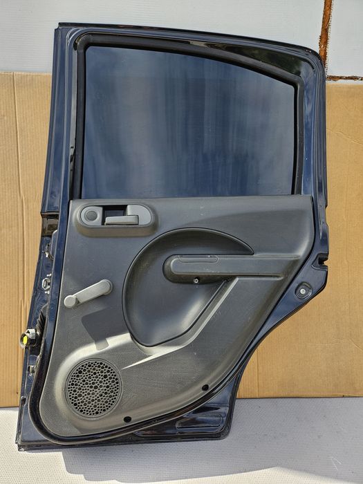 Fiat Panda 2 II lift lak. 876 drzwi prawe tył tylne