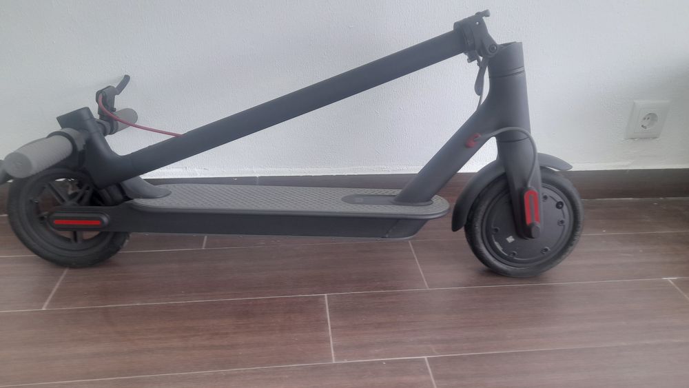 MI Electric Scooter 60€