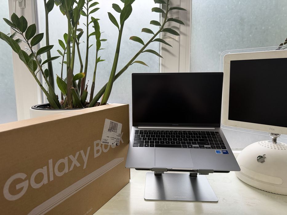 Ноутбук Samsung Galaxy Book4 (NP750XGK-KS2US) Новий. Open Box. Ultra 7