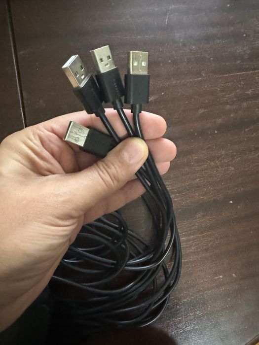 Hub USB Sabrent - para 4 PCs com Auto Switch