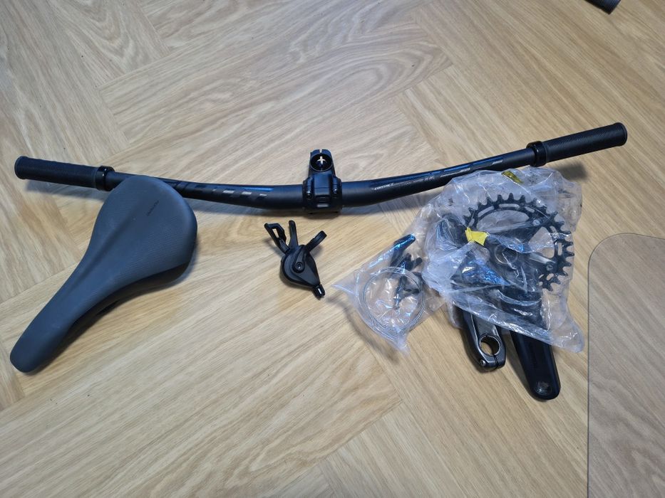 Giant Reign 1 29. Rozmiar M. Nowa rama, nowe koła.