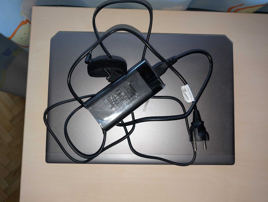 Ноутбук HP ZBook 15 G6 i7-9850H, 16Gb, 512Gb, nVidia 4GB, SIM