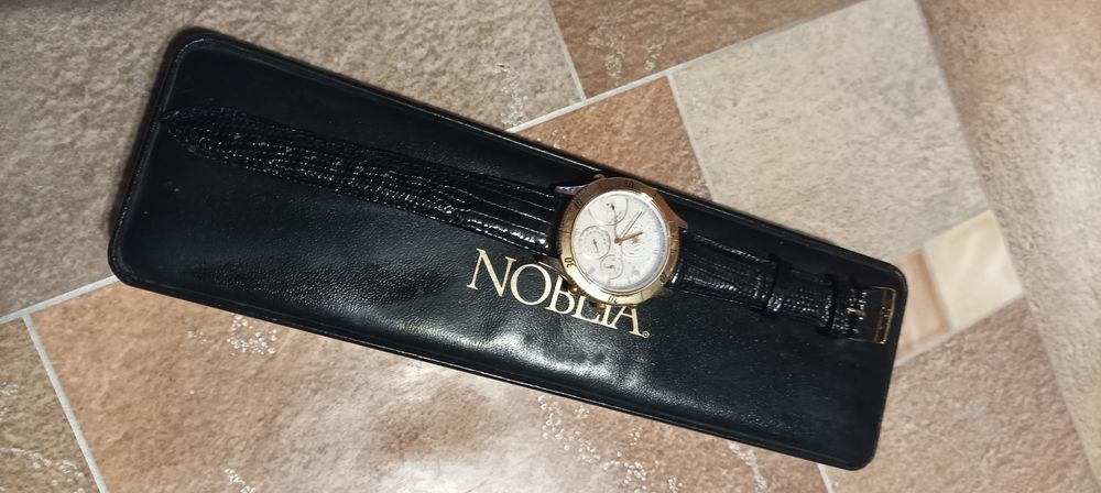 Часы наручные Noblia