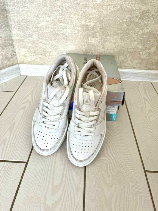 Продам кеди жіночі Skechers UNO COURT розмір 38,5