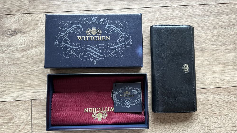 Skórzany czarny portfel Wittchen