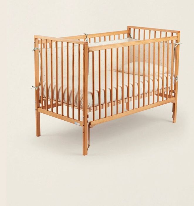 Berço/ cama de grades + colchão ortopédico
